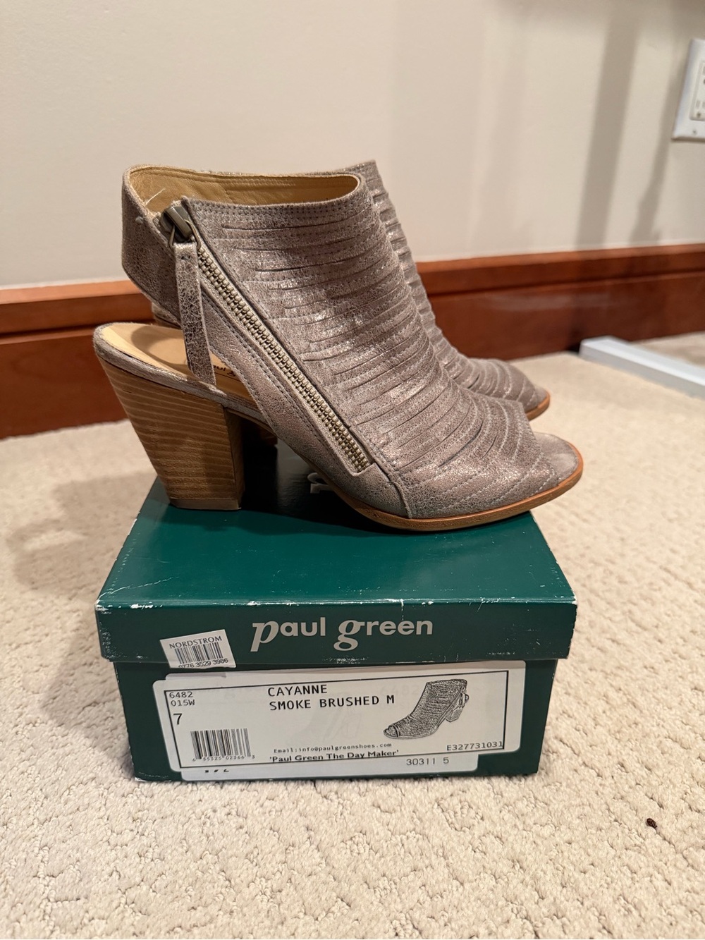 Paul Green Cayanne Open-Toe Block Heel Bootie Sandal in Smoke -Size 7